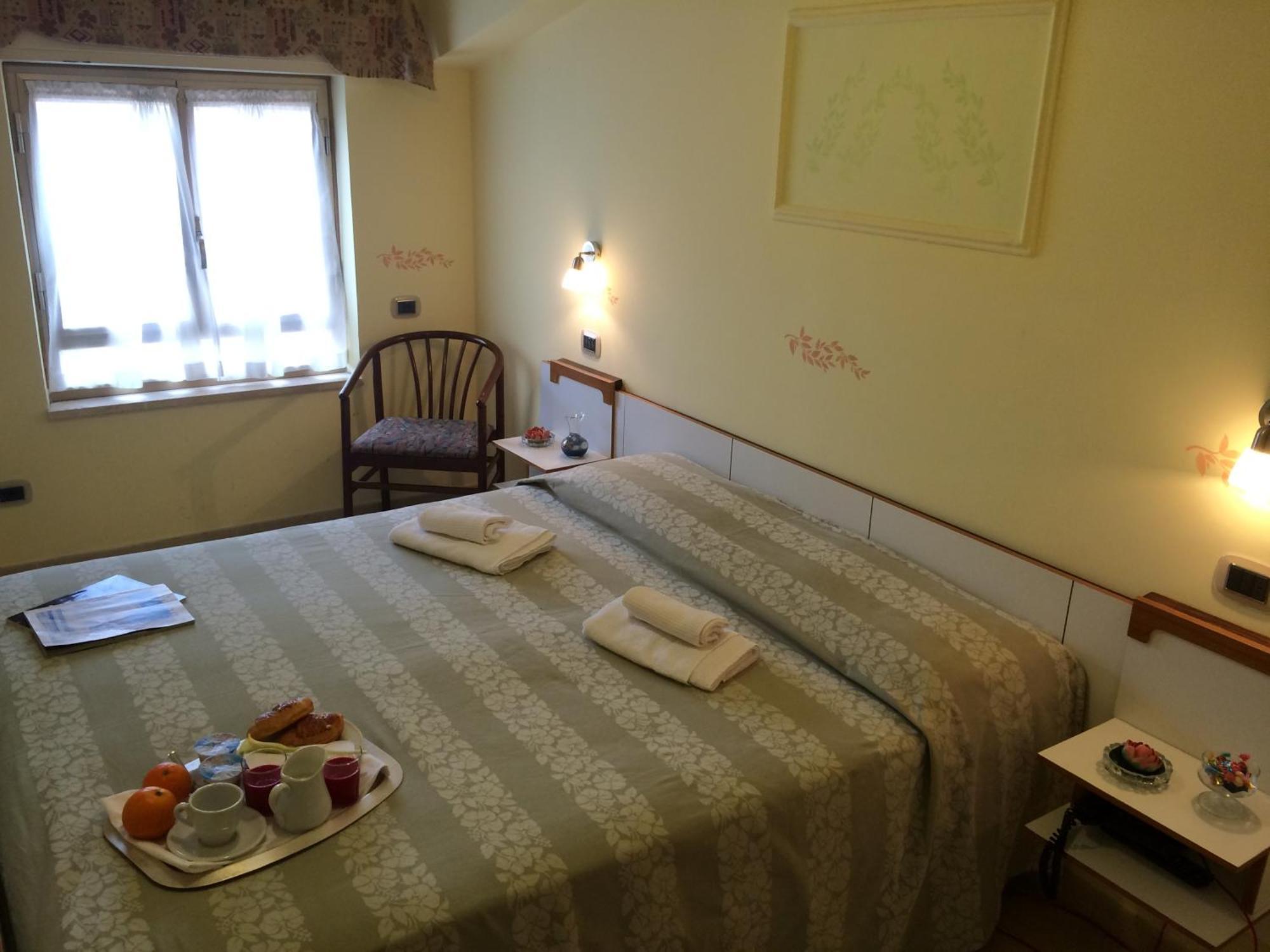 Hotel Villa Laura Ф'юджі Номер фото