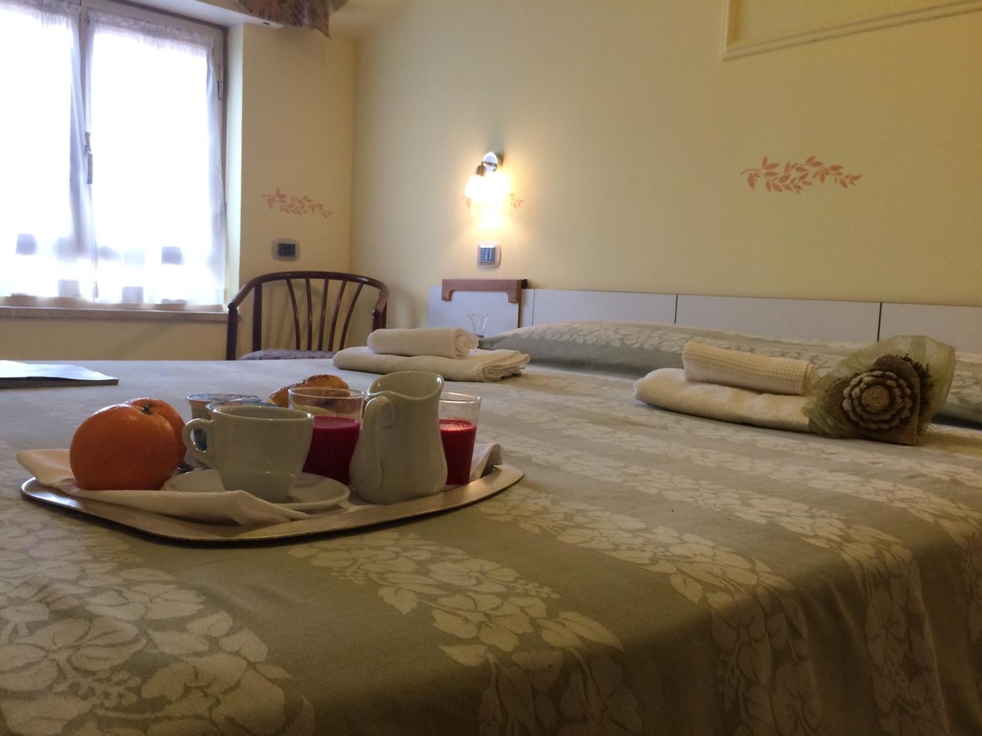 Hotel Villa Laura Ф'юджі Номер фото